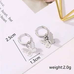 Butterfly Silver Earrings 🦋🤍